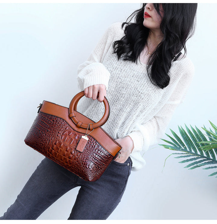 Alfrida | Elegant handbag with sophisticated crocodile embossing