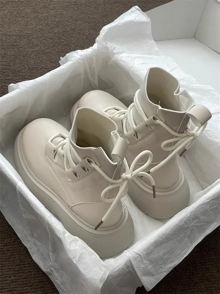 Petra | Elegant Winter Boots for Cold Days