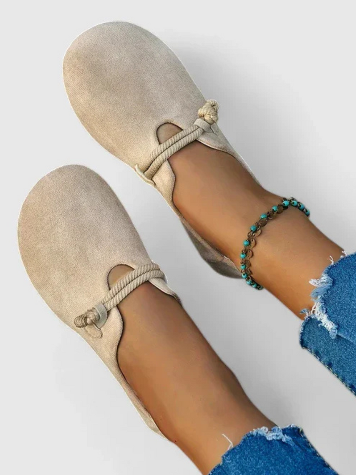 AVELISSE COMFORT SHOES