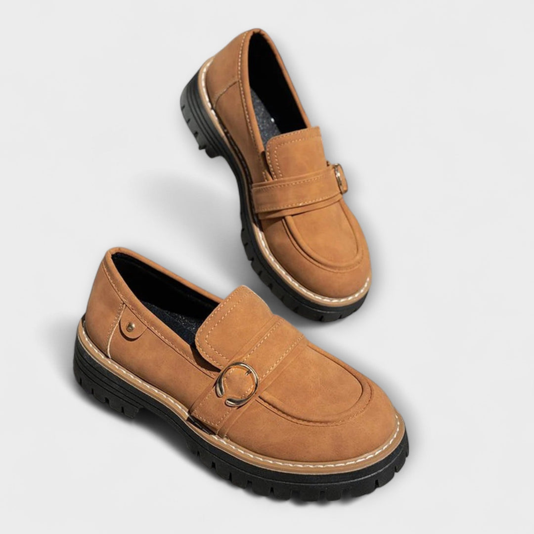 Poet – Casual Slippers with Round Toe