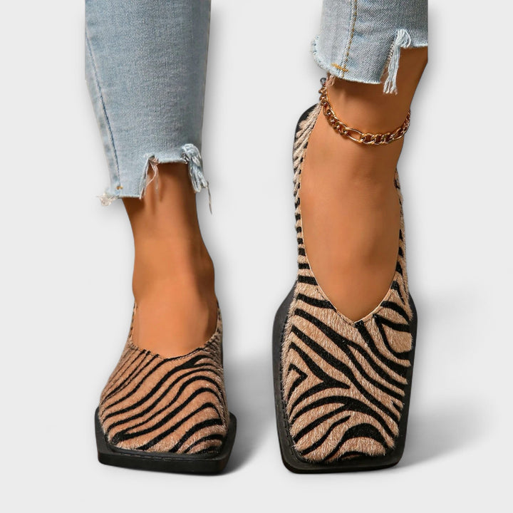 Ulani – Casual Shoes with Zebra Print