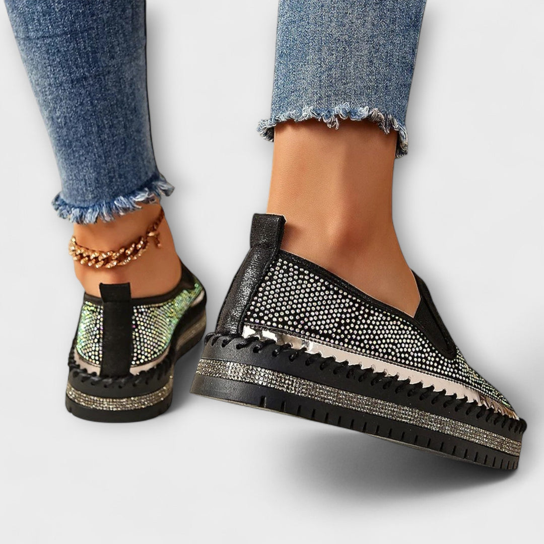 Vada – Slippers adorned with rhinestones