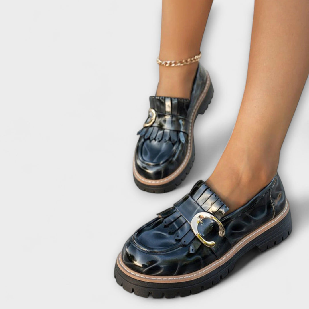 Nova – Round Toe with Abstract Print, Casual Slippers