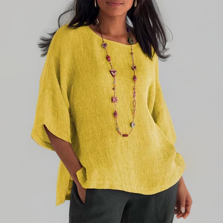 Marian | T-shirt with 3/4 Sleeves and Round Neck