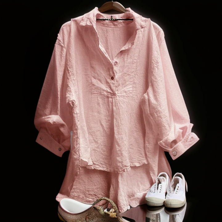 Jaila | Vintage Blouse with V-Neck and Buttons