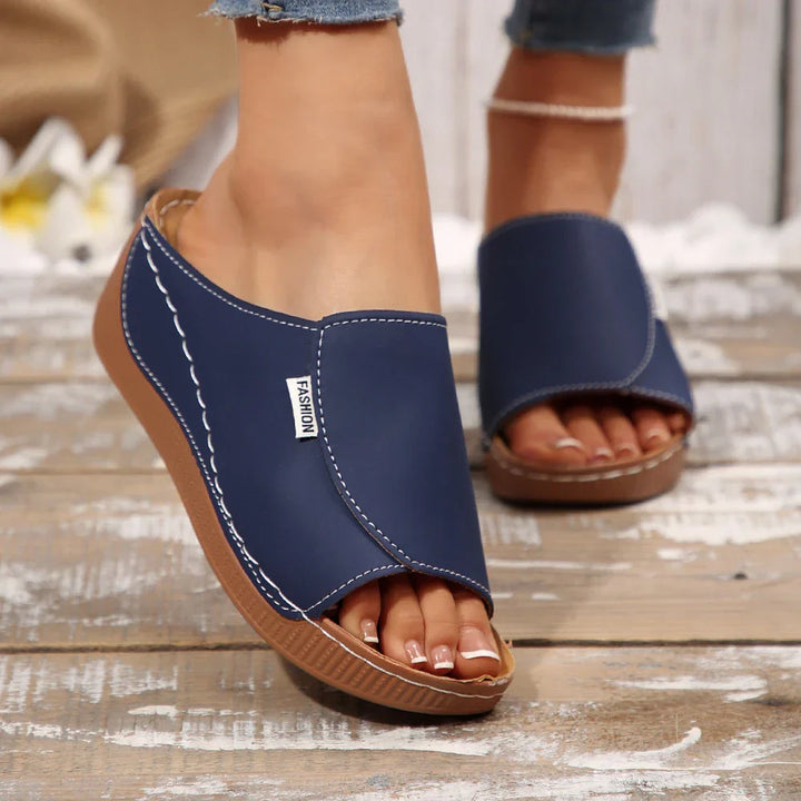 Ella™ - Casual Slip-On Sandals with Mid-Heel Platform