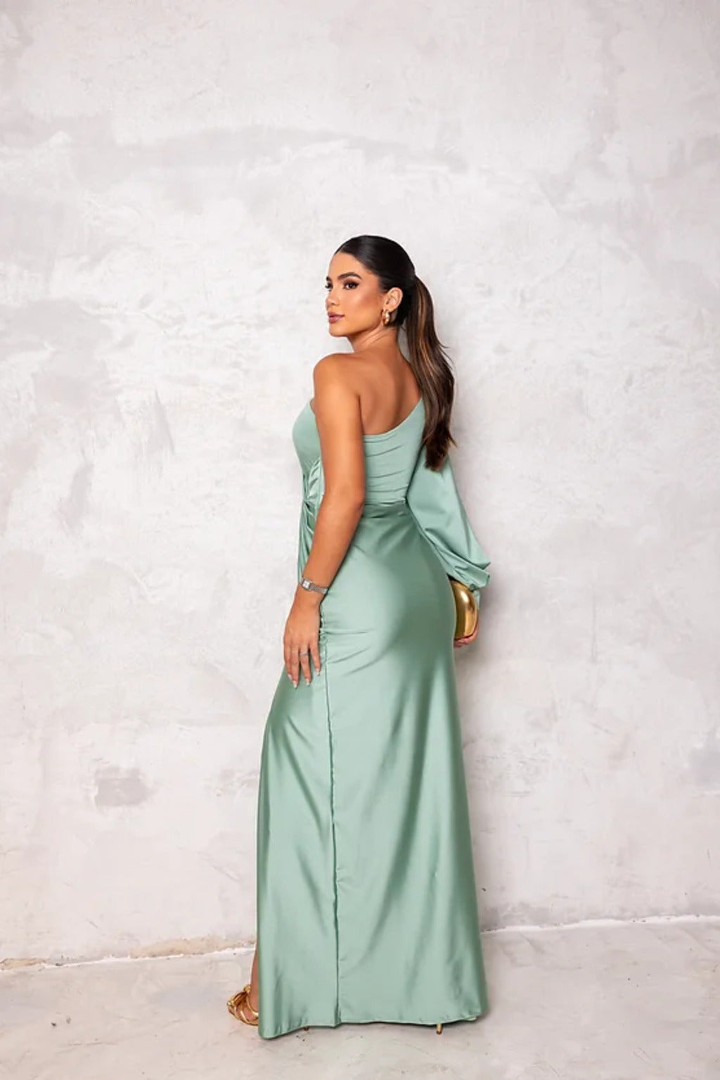 Valeria - Elegant Maxi Dress