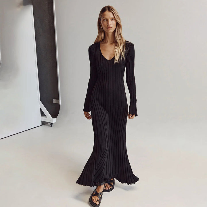 Nola – Knitted Maxi Dress