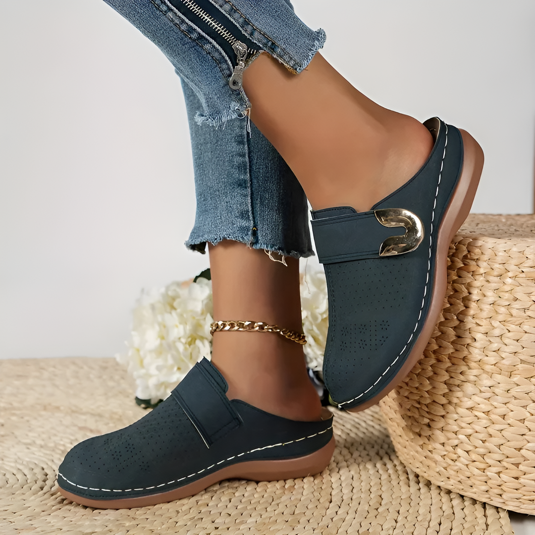 Uma - Chic Supportive Wedge Sandals