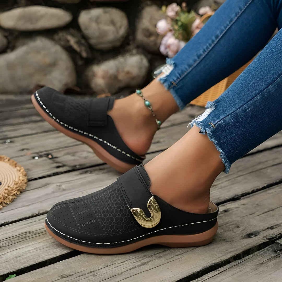 Uma - Chic Supportive Wedge Sandals