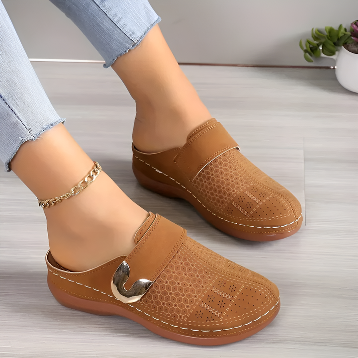 Uma - Chic Supportive Wedge Sandals